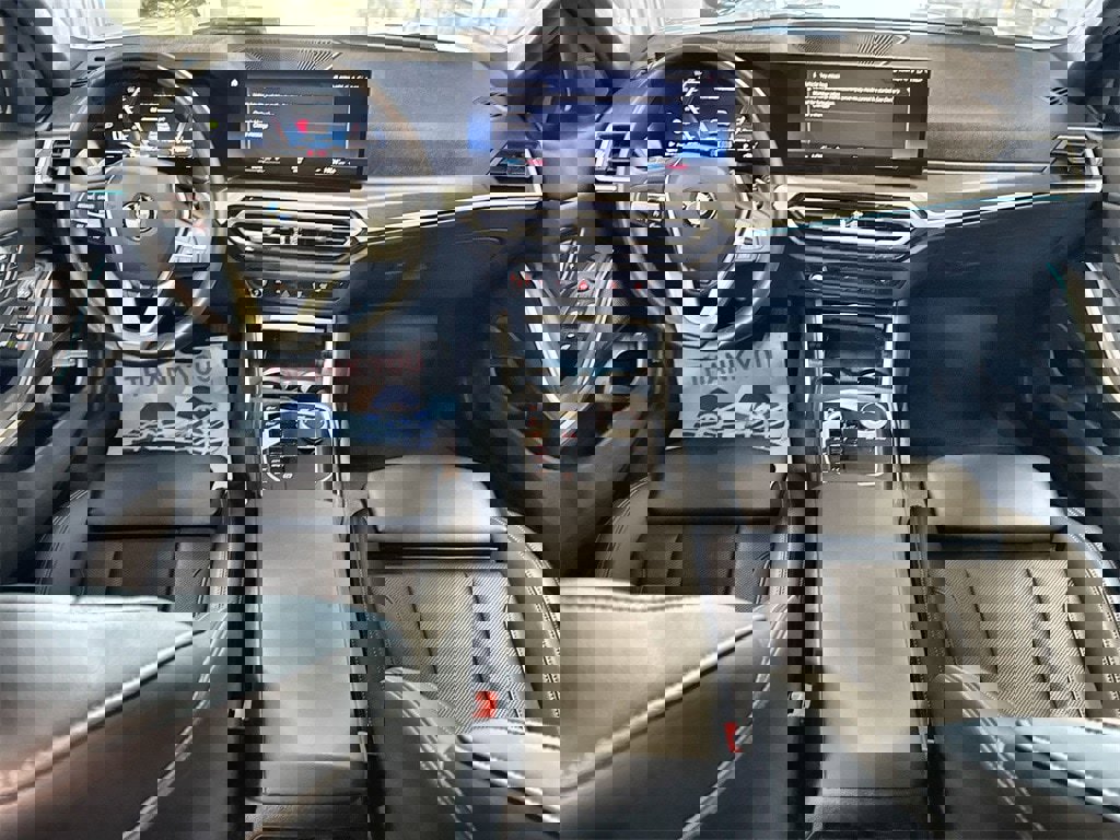 Used 2024 BMW 330i xDrive 330i xDrive Convenience w/ Convenience Package image 27