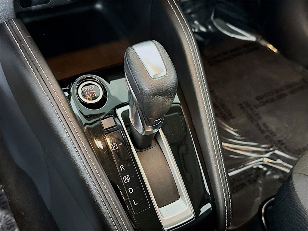 Used 2018 Nissan Kicks SV image 15