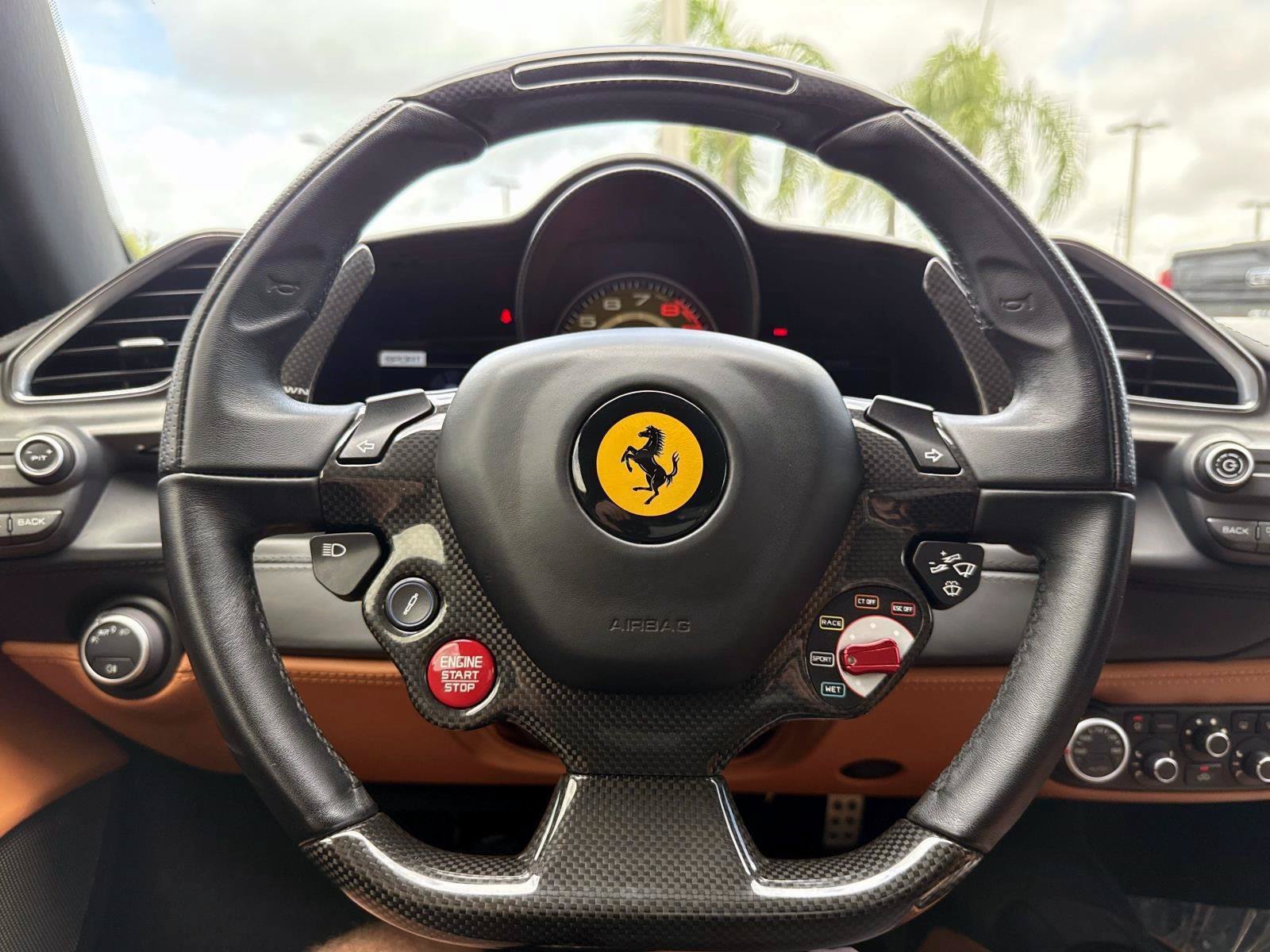 Used 2017 Ferrari 488 GTB RWD image 23