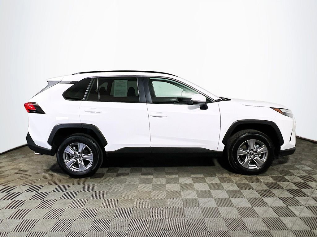 Certified 2025 Toyota RAV4 XLE AWD/4WD image 9