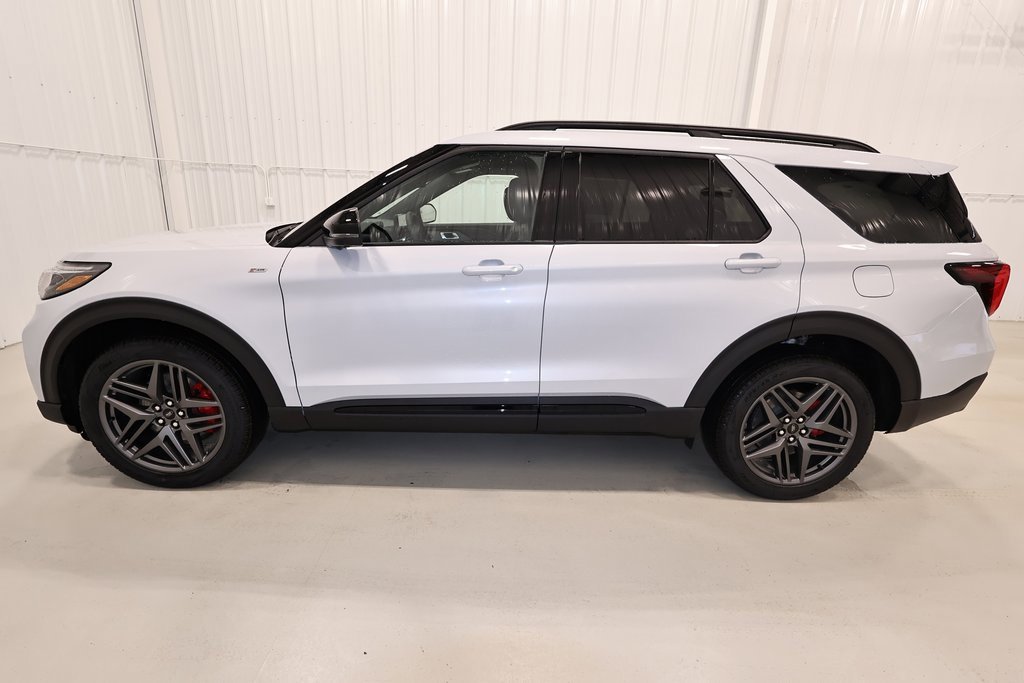 New 2026 Ford Explorer ST-Line image 5