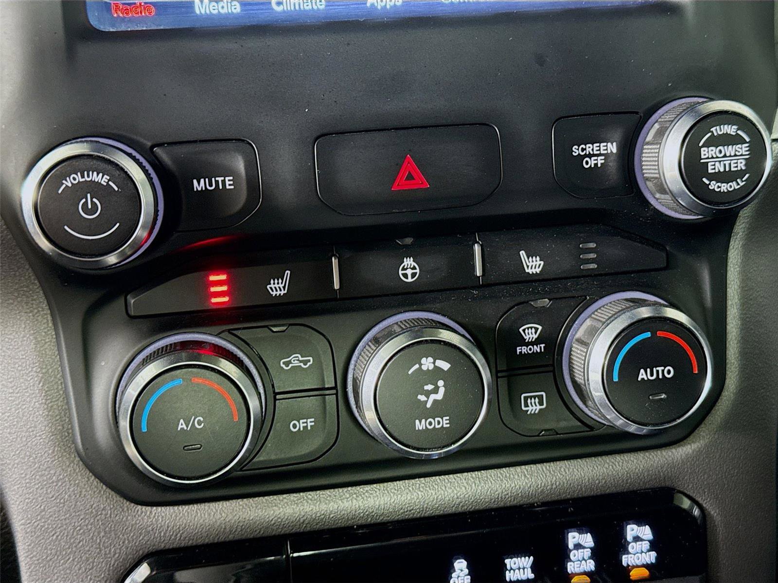 Used 2021 RAM 1500 Big Horn AWD/4WD image 9