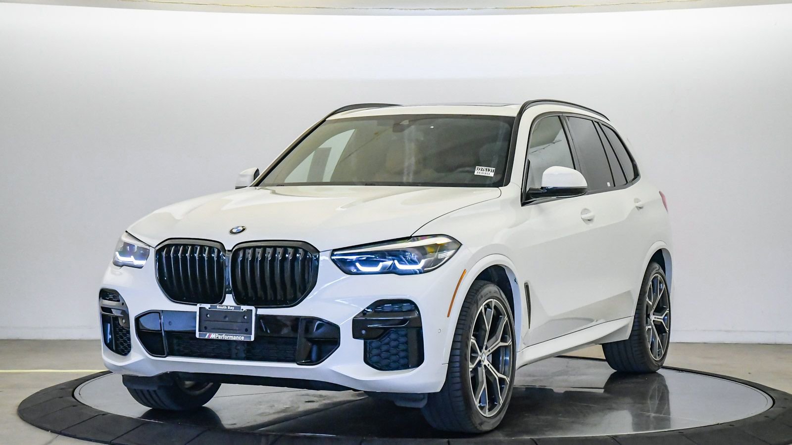 Certified 2022 BMW X5 xDrive40i w/ M Sport Package