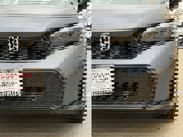 Used 2025 Honda Civic Sport image 9