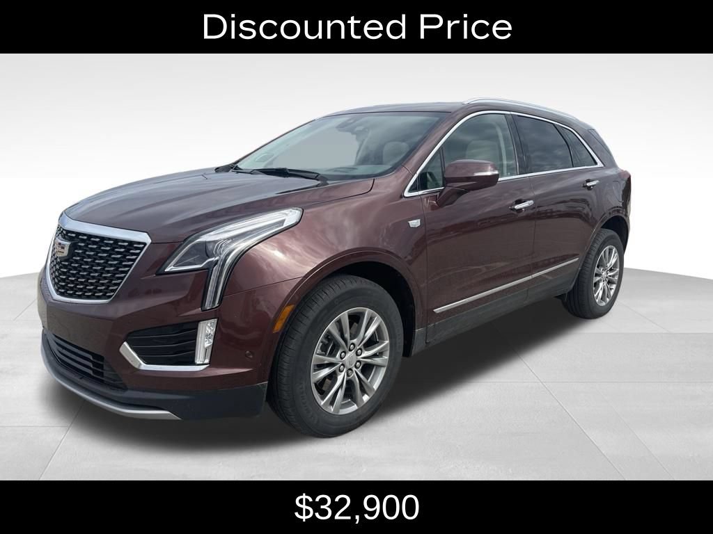 Used 2022 Cadillac XT5 Premium Luxury w/ Technology Package AWD/4WD image 3