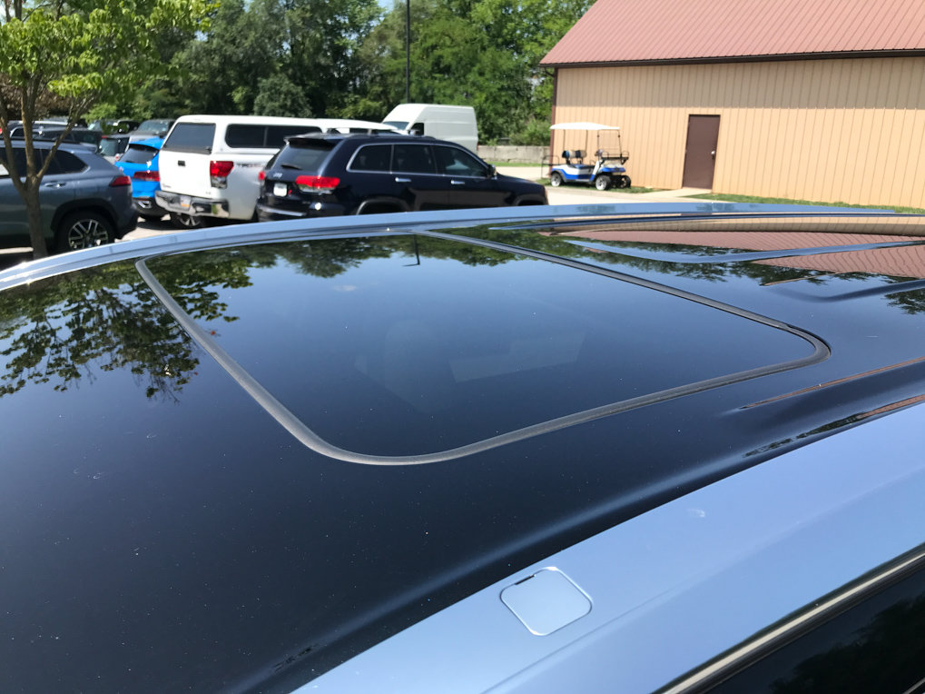 Used 2019 Toyota Highlander Limited AWD/4WD image 5