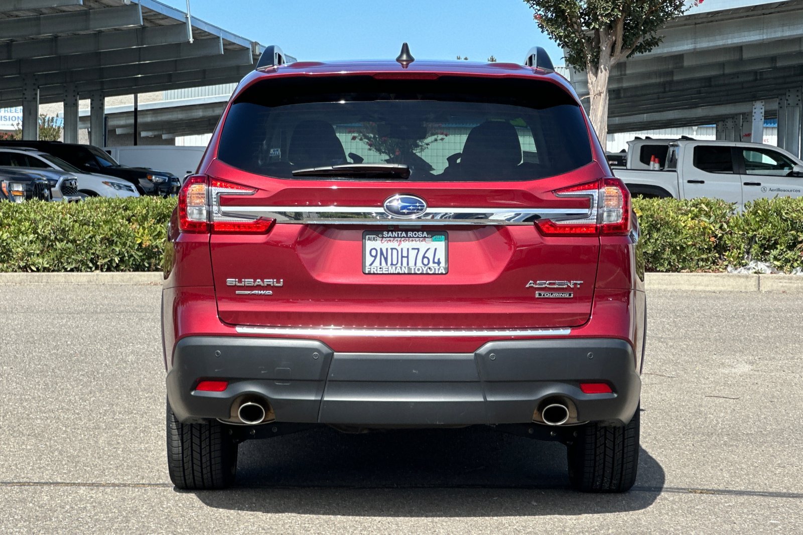 Used 2023 Subaru Ascent Touring AWD/4WD image 5