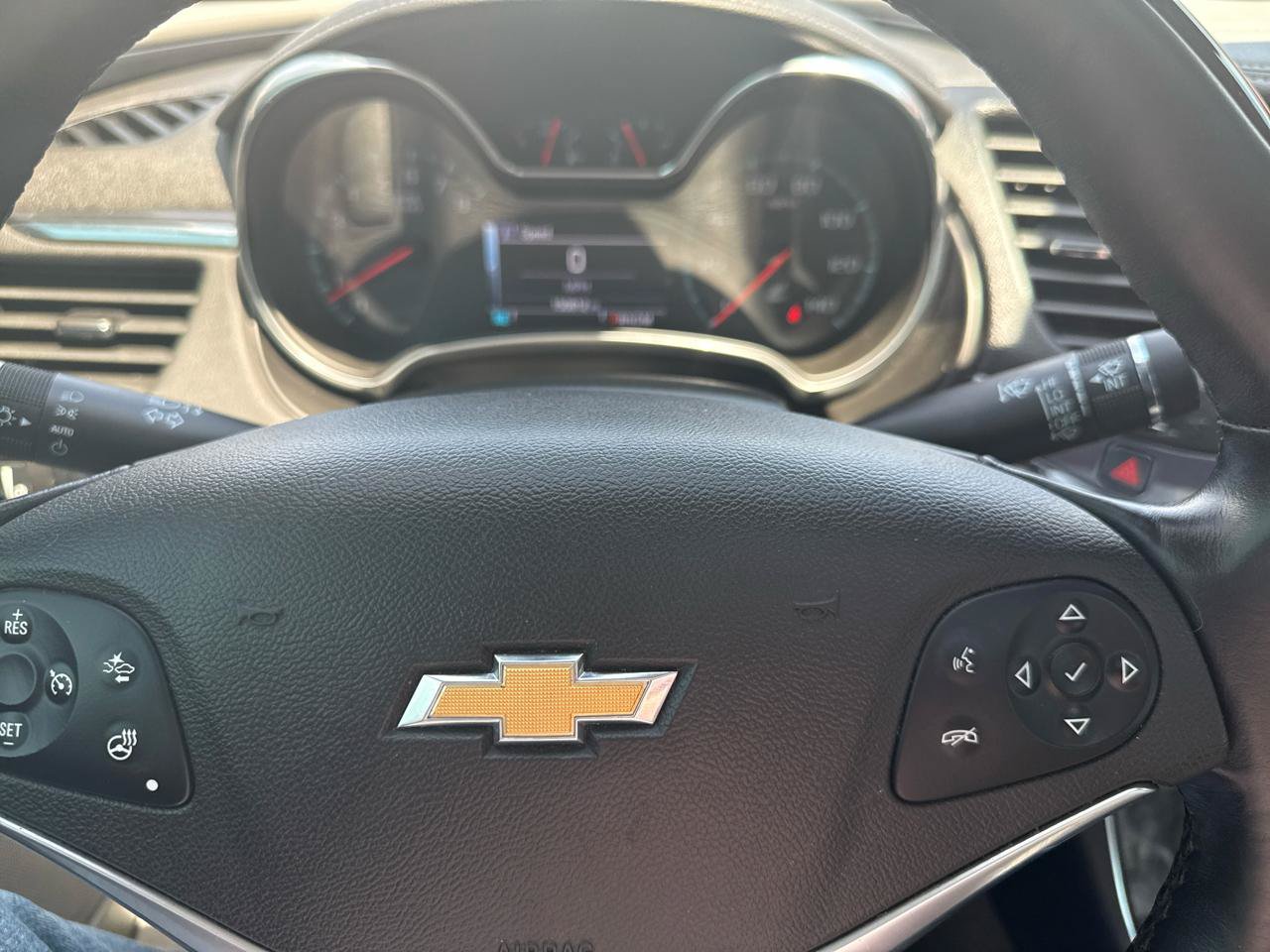 Used 2014 Chevrolet Impala LTZ FWD image 14