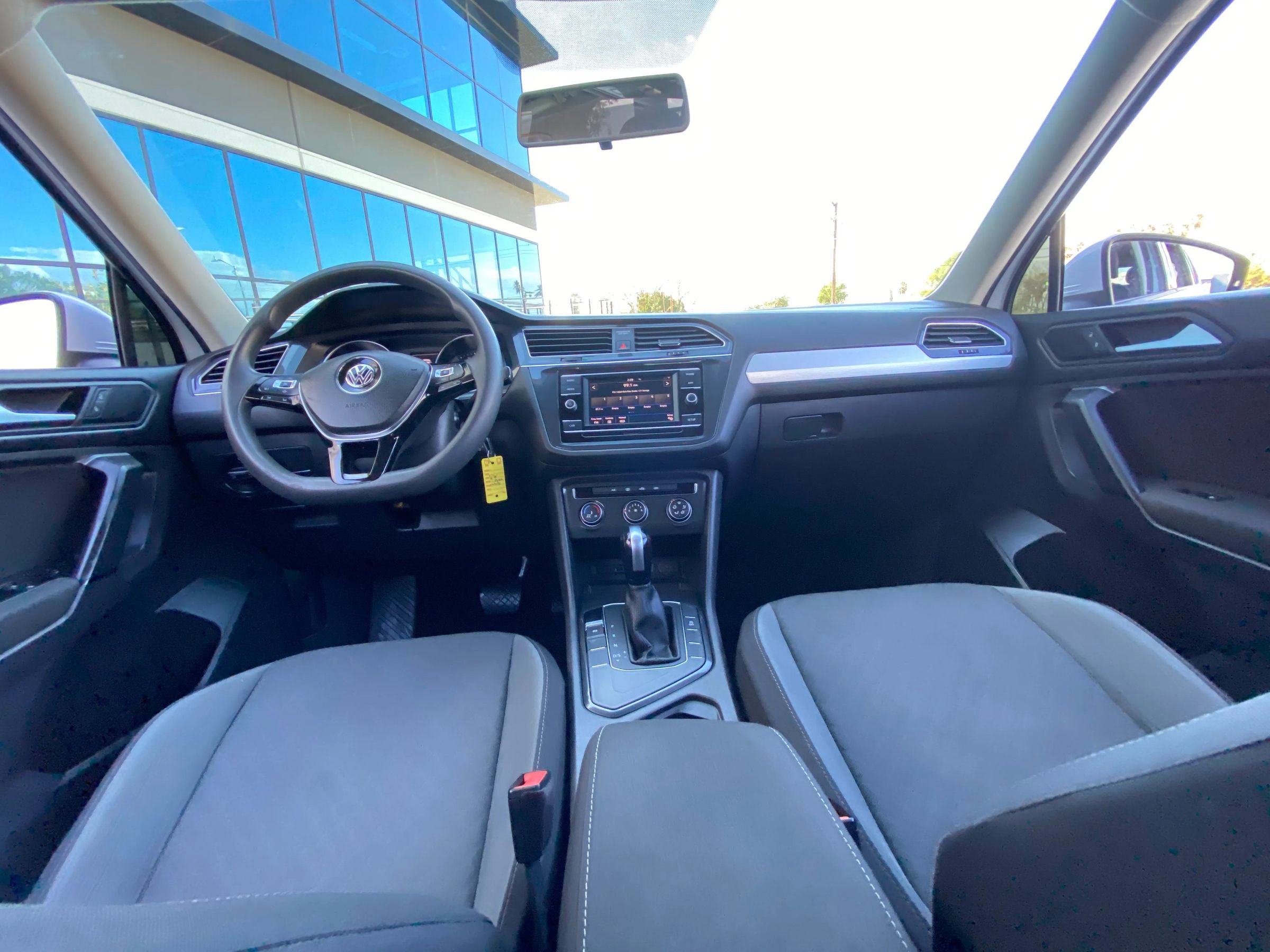 Used 2019 Volkswagen Tiguan S image 25