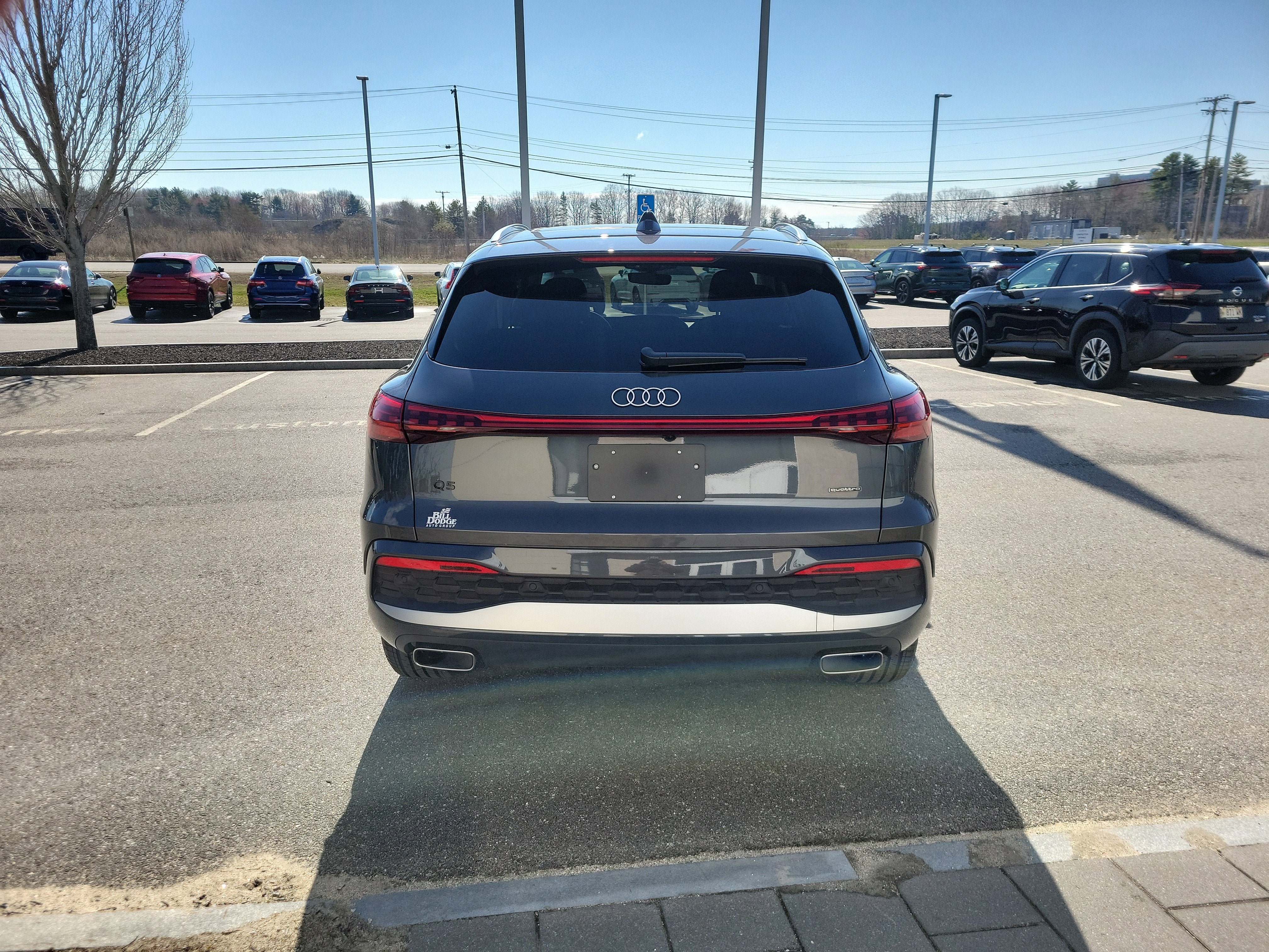 Used 2025 Audi Q5 Premium Plus w/ Premium Plus AWD/4WD image 6