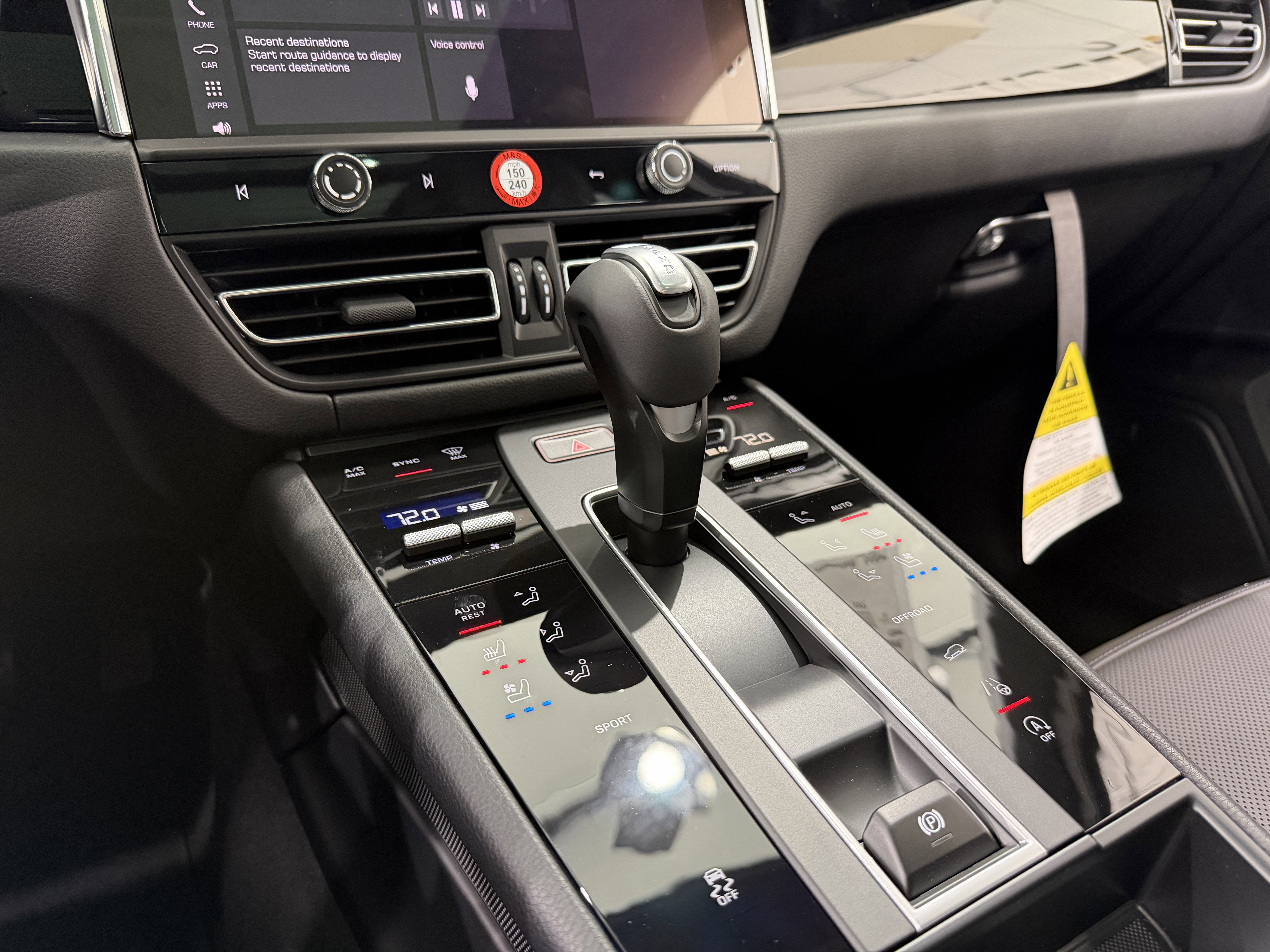 New 2026 Porsche Macan image 36