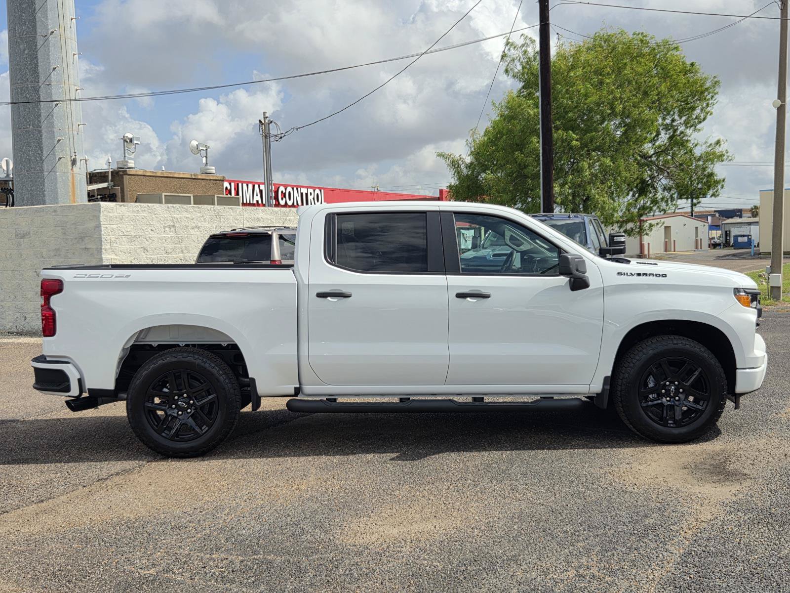New 2026 Chevrolet Silverado 1500 Custom RWD image 6