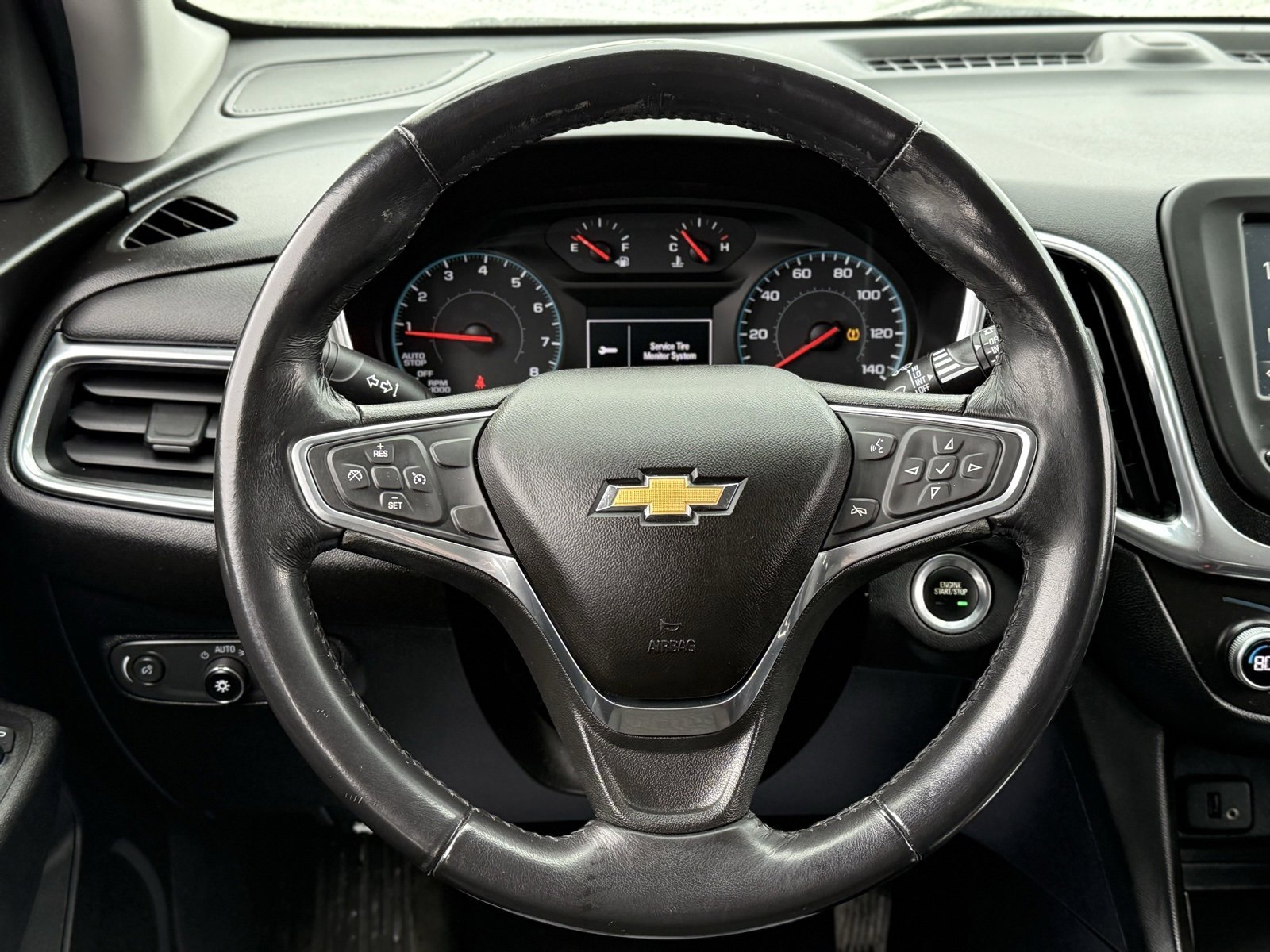 Used 2018 Chevrolet Equinox LT image 18