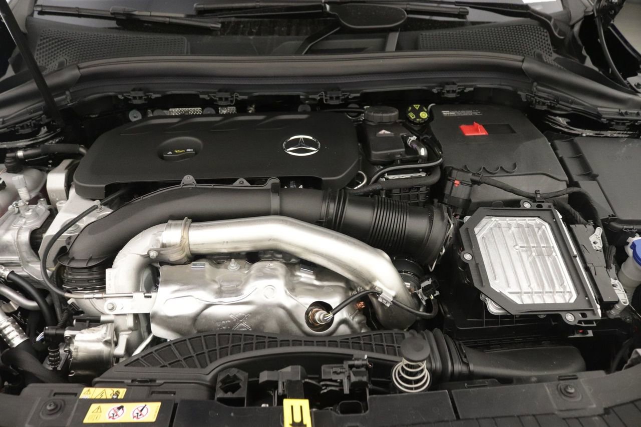 New 2026 Mercedes-Benz GLA 250 image 9