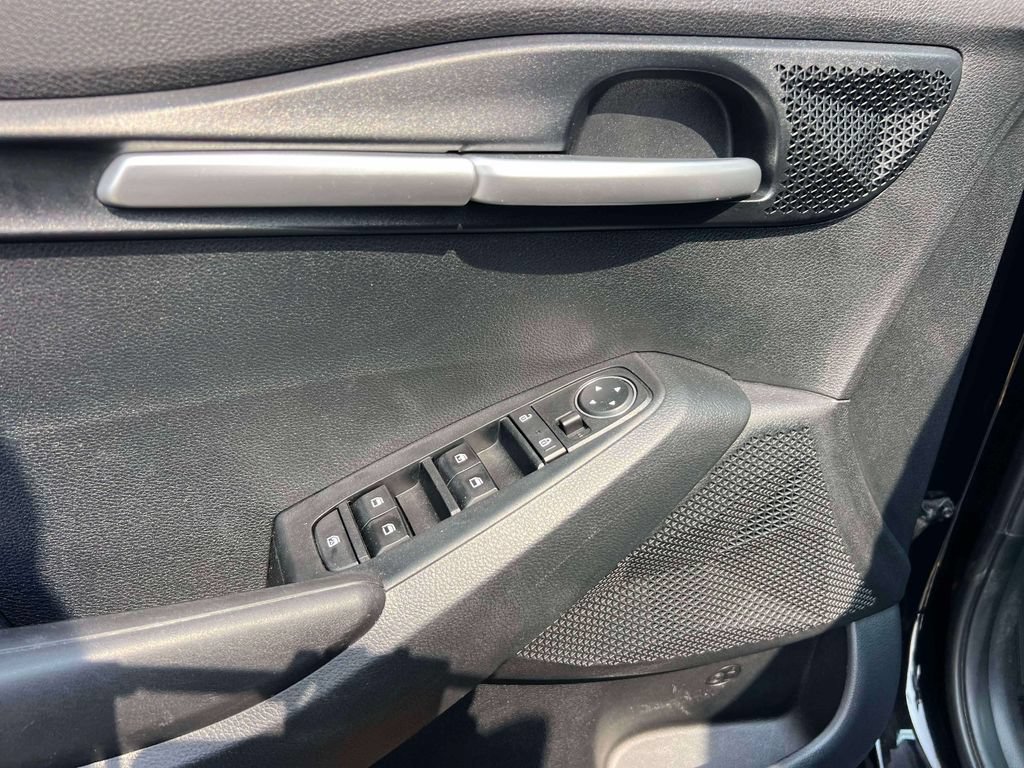 Certified 2023 Kia Seltos LX AWD/4WD image 16