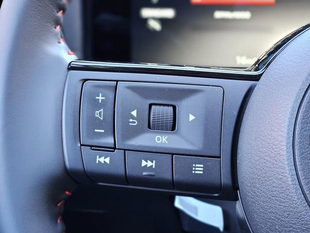 New 2026 Nissan Kicks SR w/ Cold Weather Package image 16