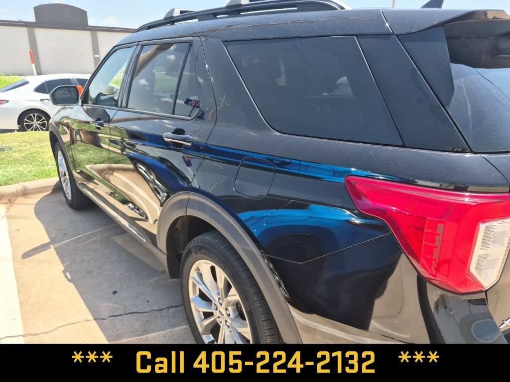 Used 2023 Ford Explorer XLT w/ Equipment Group 202A AWD/4WD image 6
