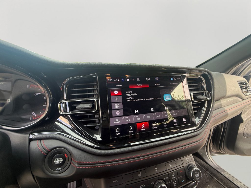 Used 2025 Dodge Durango GT AWD/4WD image 14