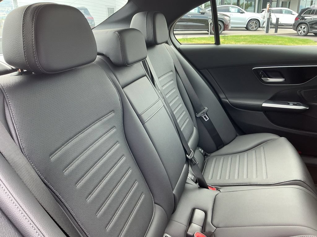New 2026 Mercedes-Benz C 300 4MATIC Sedan image 18