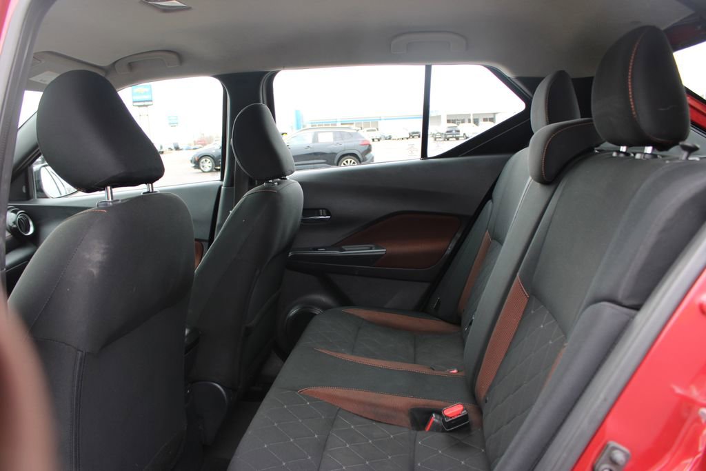 Used 2020 Nissan Kicks SR image 21