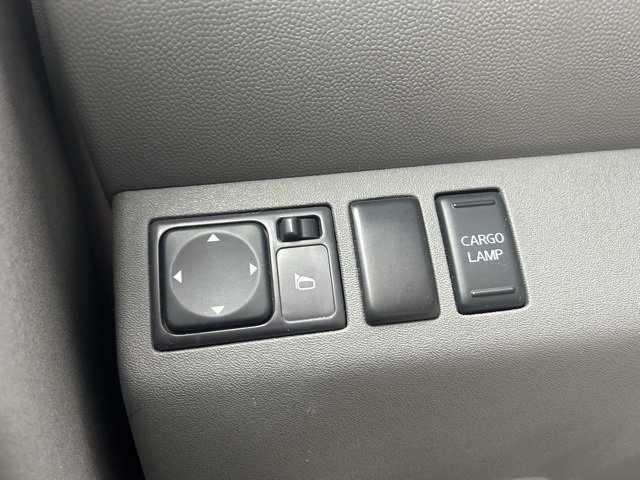 Used 2012 Nissan Frontier SV w/ SV Premium Utility Pkg image 15