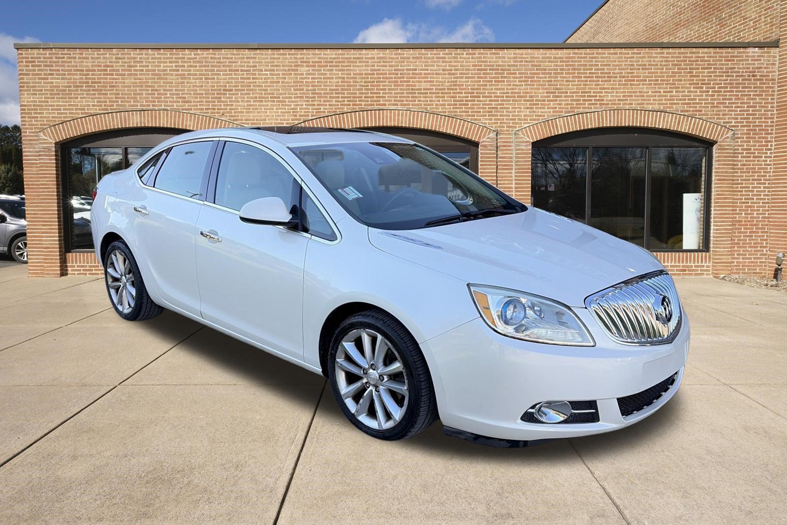 Used 2016 Buick Verano Leather w/ Experience Buick Package FWD image 1