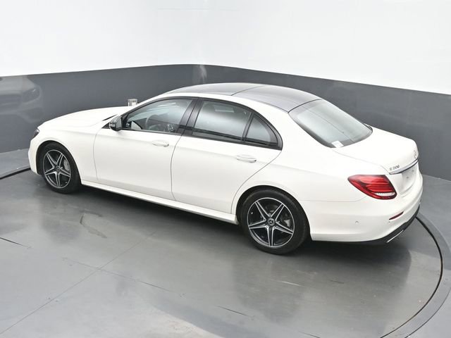 Used 2018 Mercedes-Benz E 300 4MATIC image 38