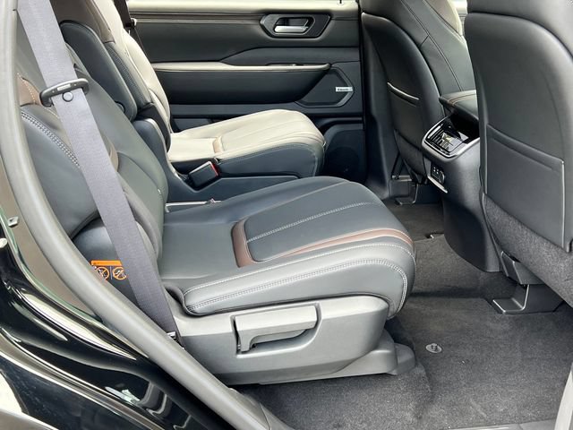 New 2026 Nissan Armada SL w/ Captain's Chari Seat Package AWD/4WD image 26