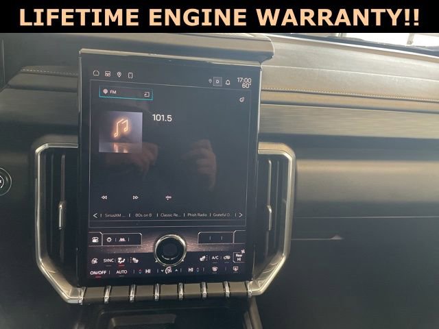 Used 2025 GMC Acadia Elevation image 23