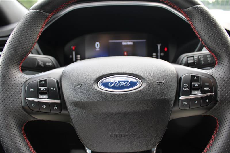 Used 2023 Ford Escape ST-Line AWD/4WD image 13