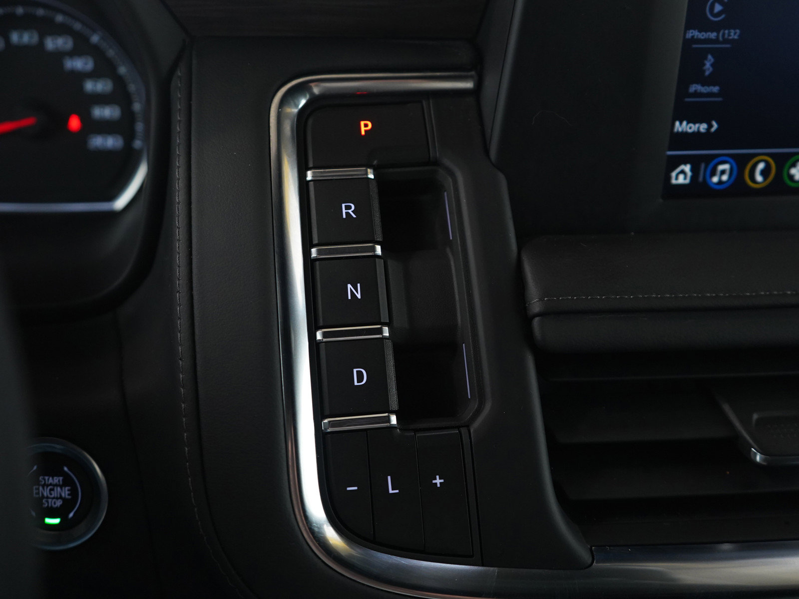 Used 2023 Chevrolet Suburban LS image 25