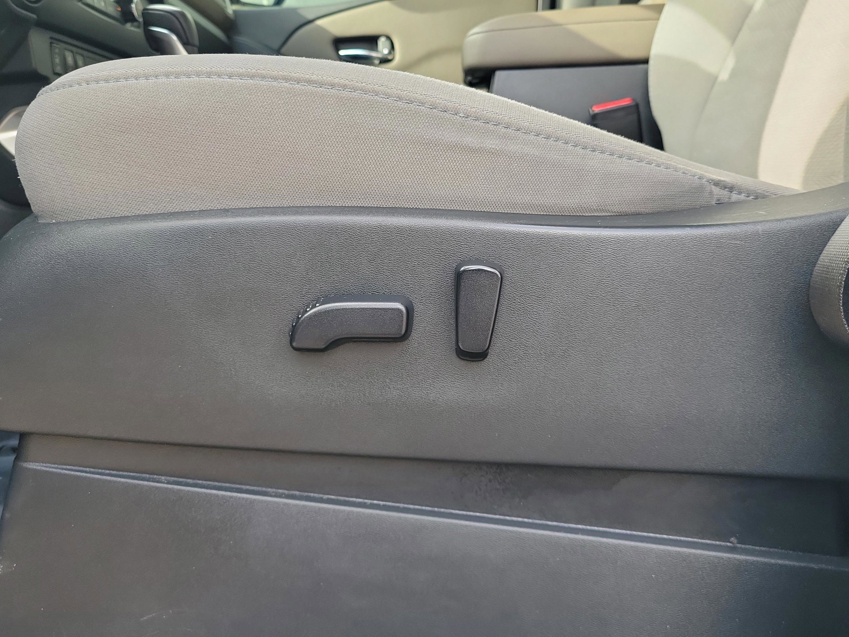 Used 2022 Nissan Frontier SV image 19