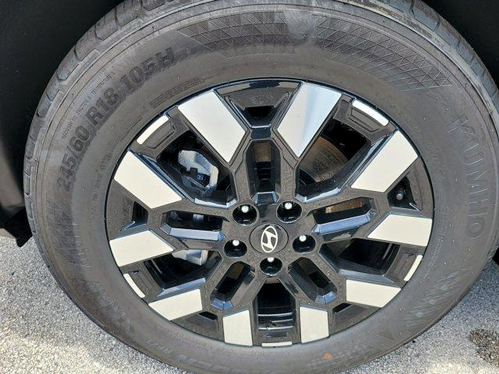 New 2026 Hyundai Santa Cruz SEL FWD image 6