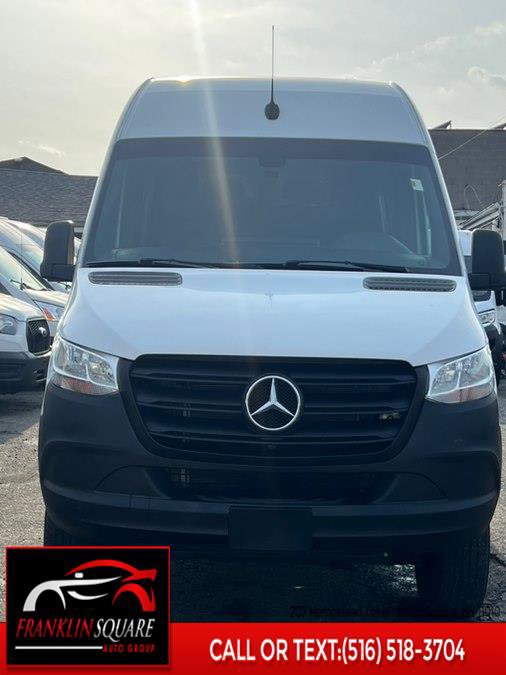 Used 2023 Mercedes-Benz Sprinter 2500 w/ Acoustic Package image 2