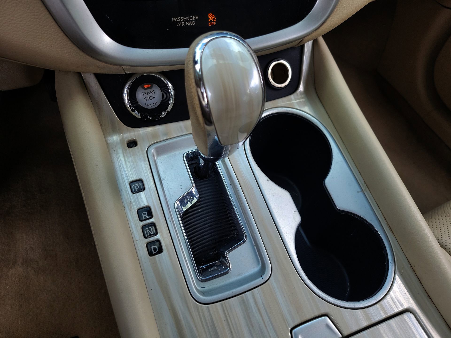 Used 2015 Nissan Murano Platinum w/ Platinum Technology Package FWD image 26