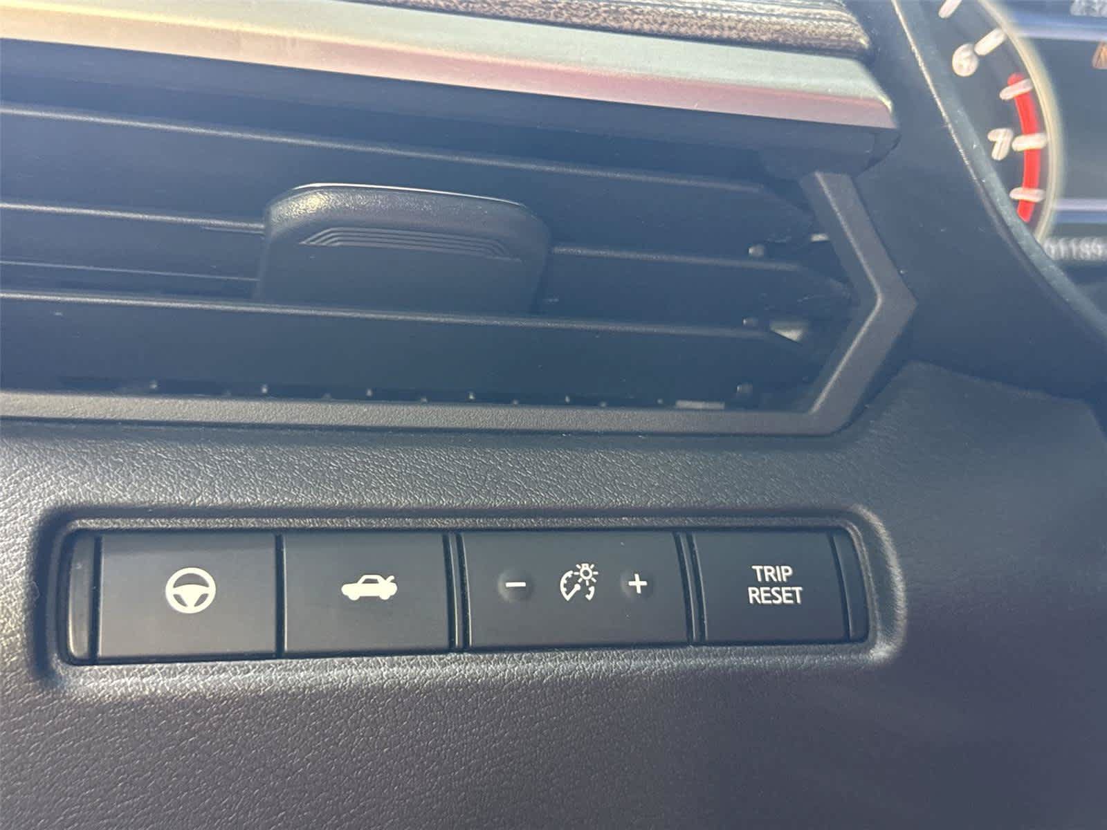 Used 2019 Nissan Altima 2.5 SL FWD image 22