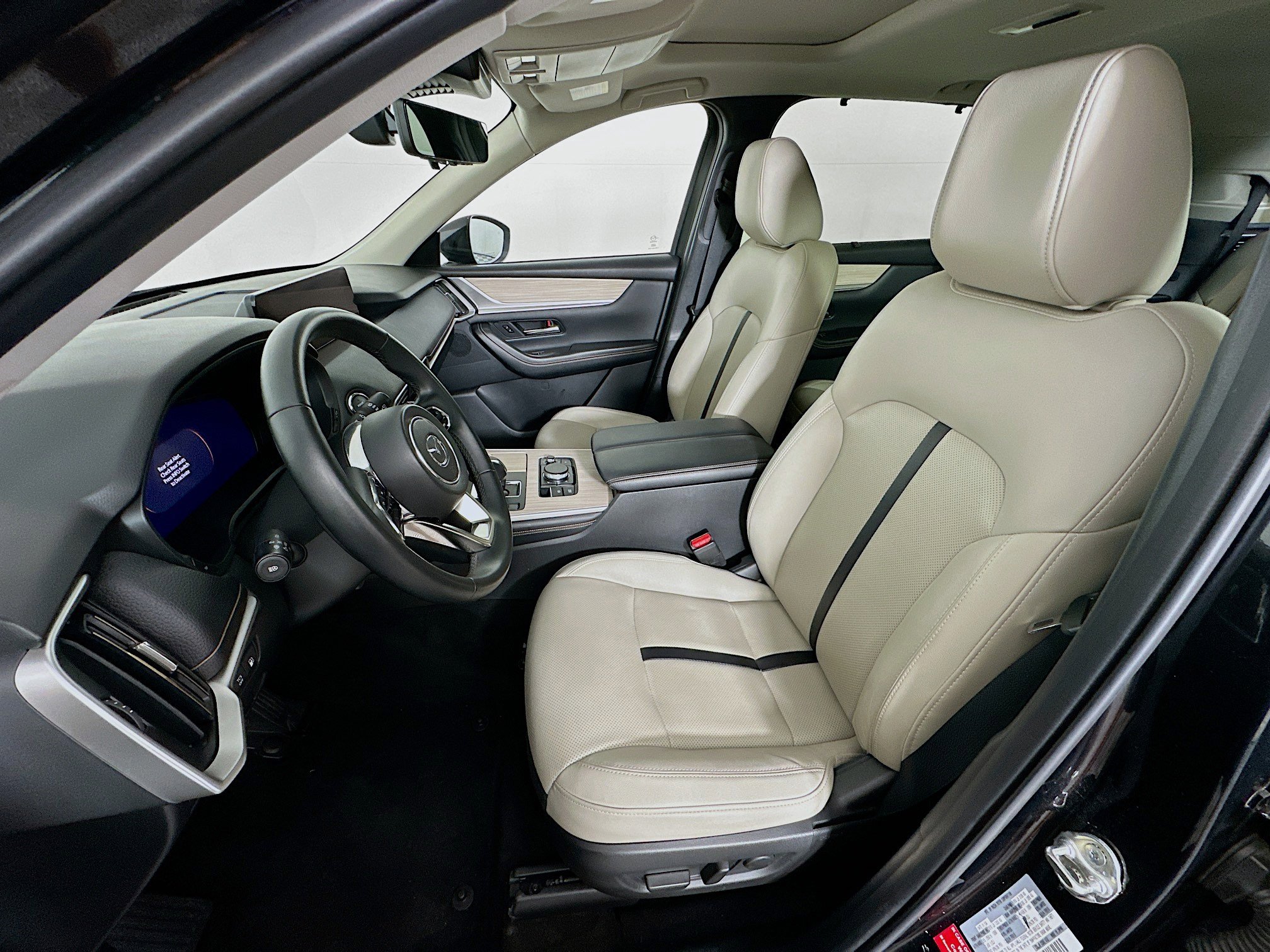 Used 2024 MAZDA CX-90 Plug-In Hybrid w/ Preferred AWD/4WD image 13