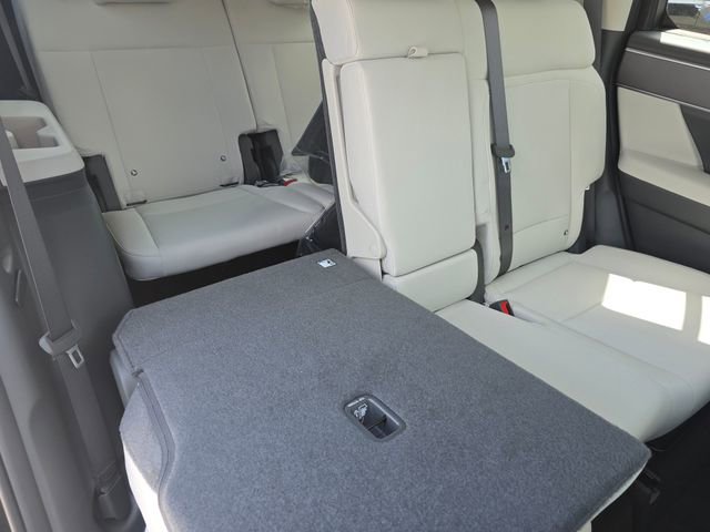 New 2026 Hyundai Santa Fe SE FWD image 18