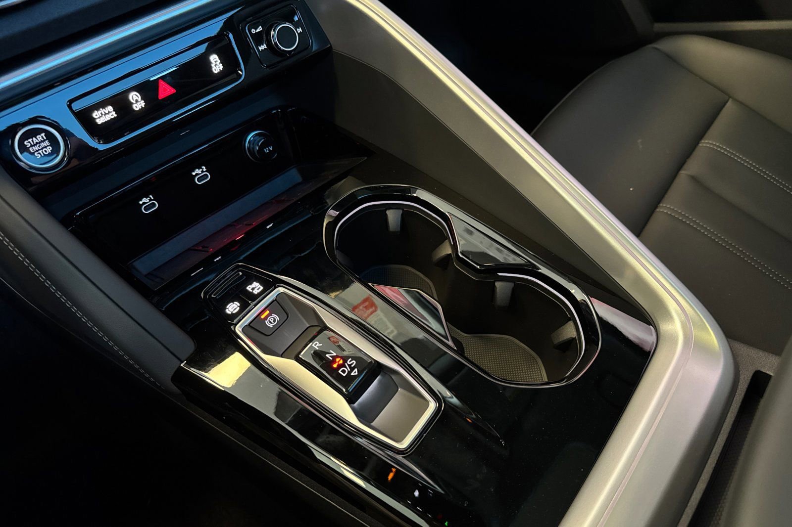 New 2025 Audi Q5 Premium Plus image 19