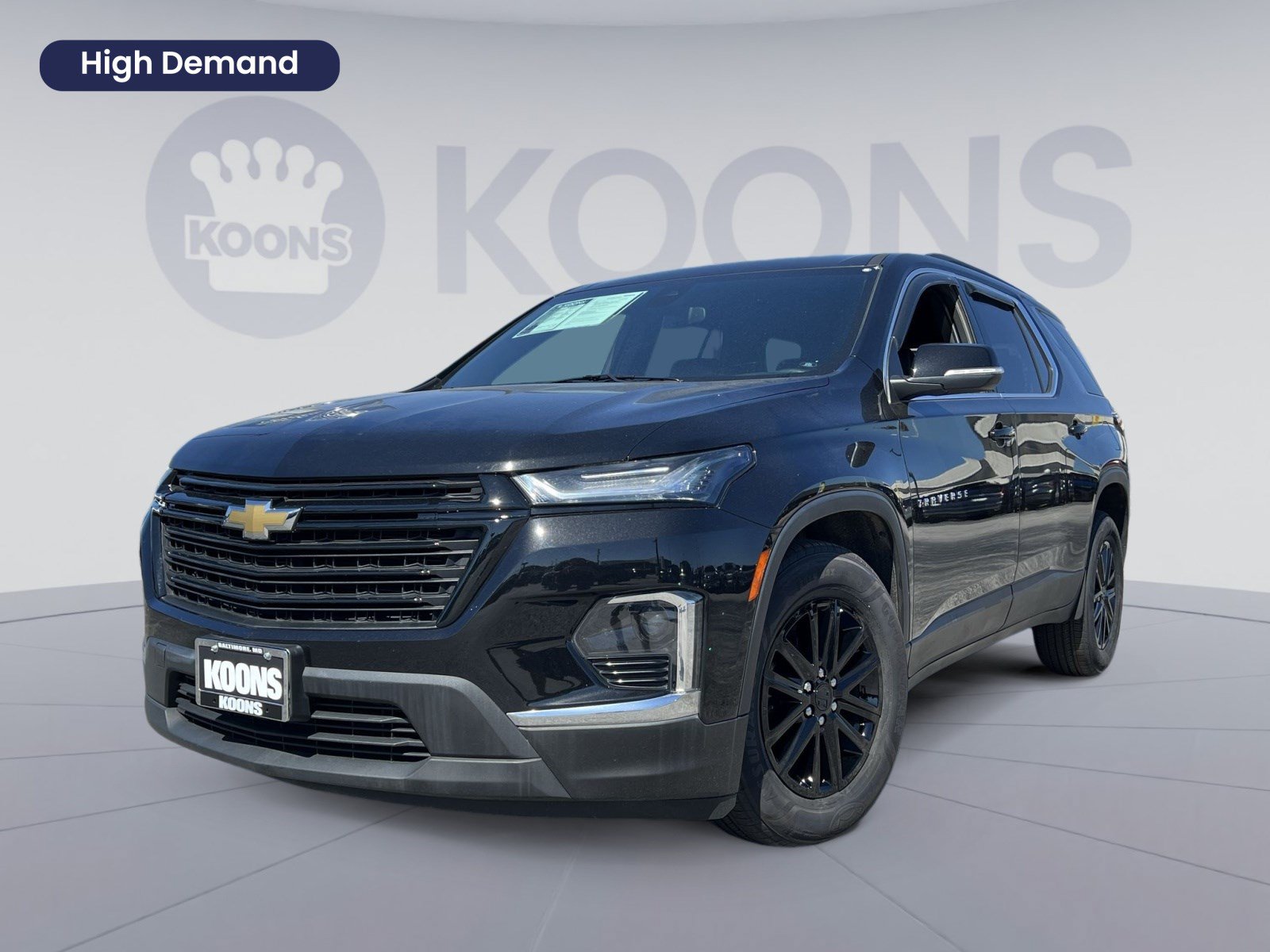 Used 2023 Chevrolet Traverse LT AWD/4WD image 1