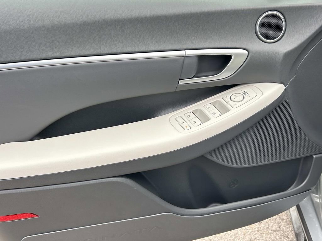 New 2026 Hyundai Sonata SEL image 16