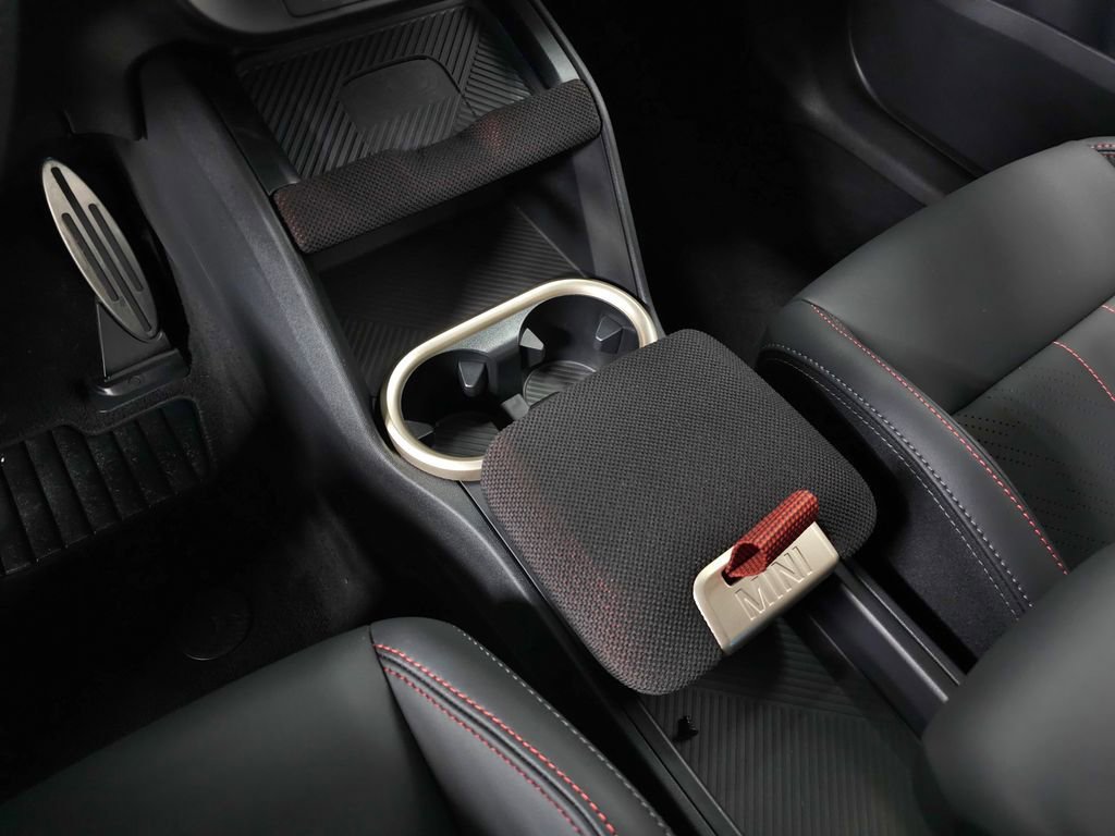 Used 2025 MINI Cooper Countryman John Cooper Works w/ Comfort Package Max image 35