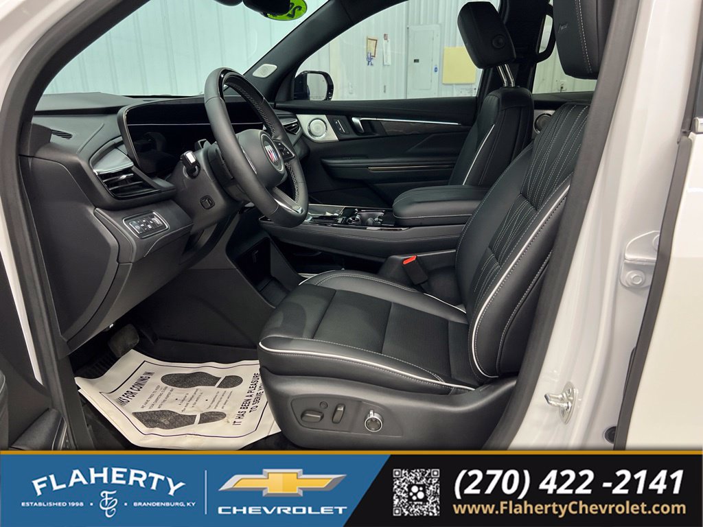 Used 2025 Buick Enclave Avenir w/ Super Cruise Package AWD/4WD image 9