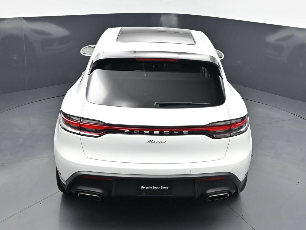 New 2026 Porsche Macan AWD/4WD image 16