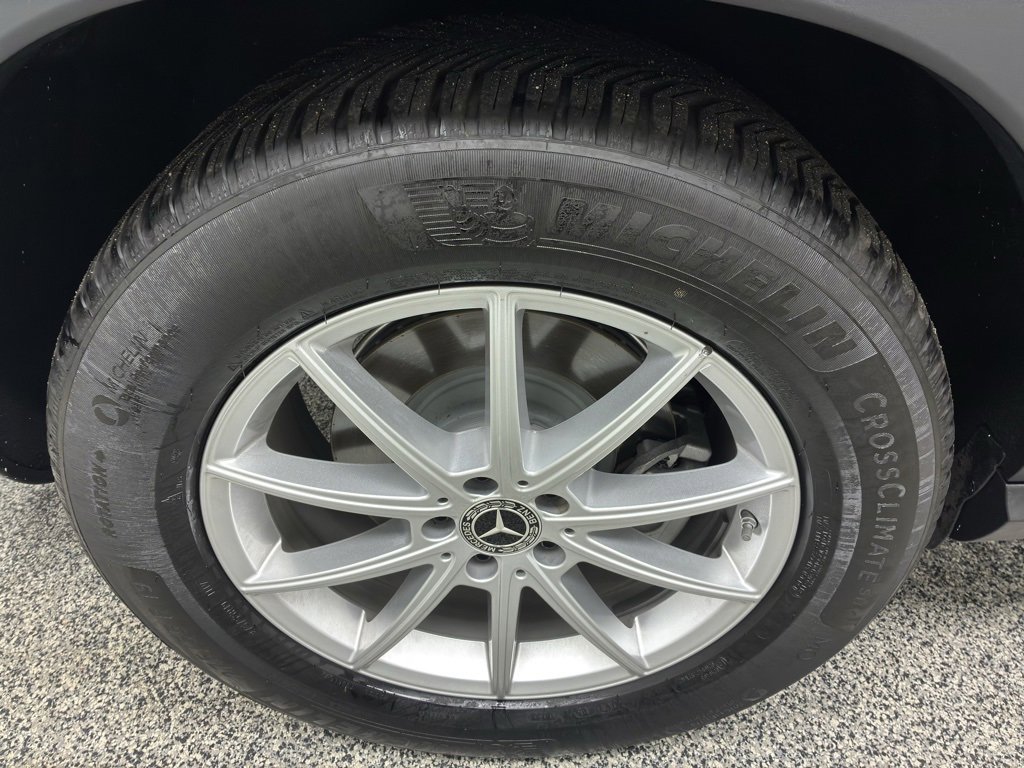 Used 2024 Mercedes-Benz GLE 450 4MATIC image 13