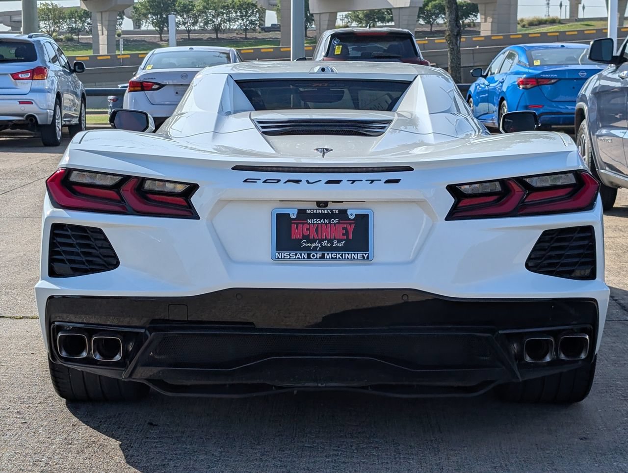 Used 2023 Chevrolet Corvette Stingray Premium Conv w/ Z51 Performance Package RWD image 5