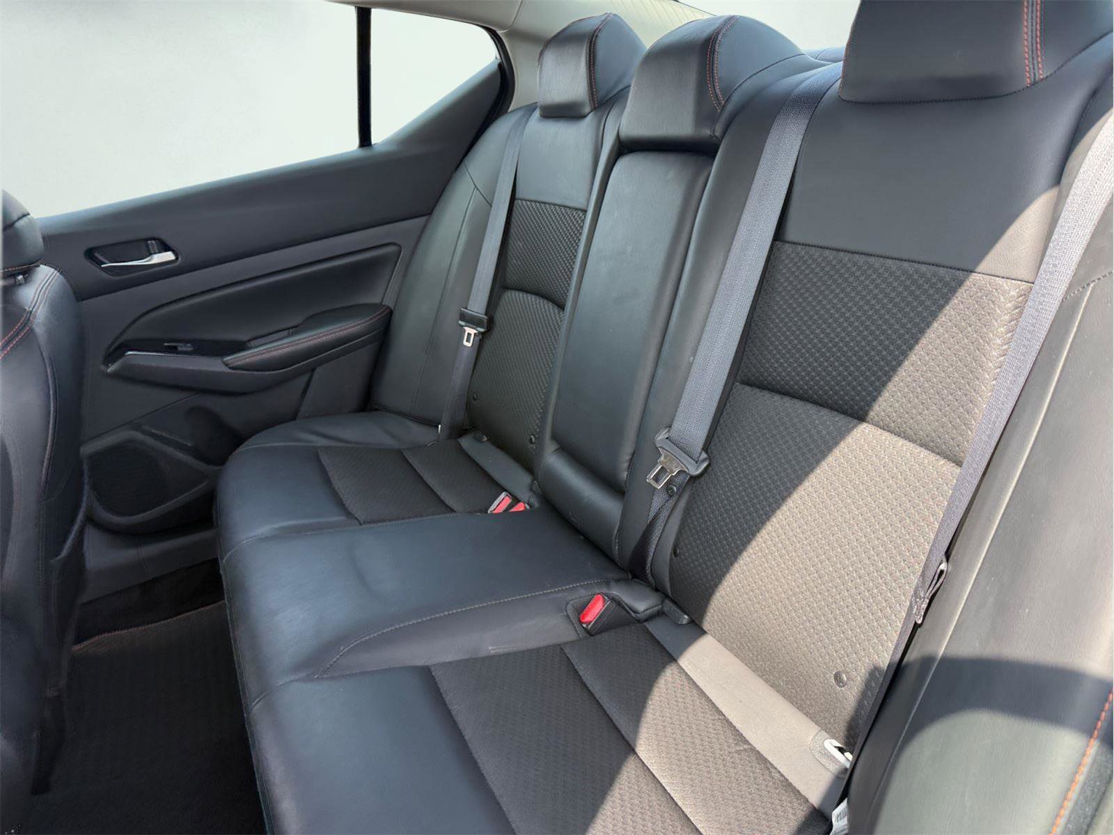 Used 2024 Nissan Altima 2.5 SR image 13