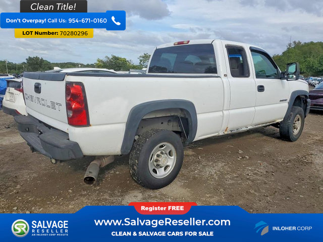 Used 2005 Chevrolet Silverado 2500 W/T AWD/4WD image 4