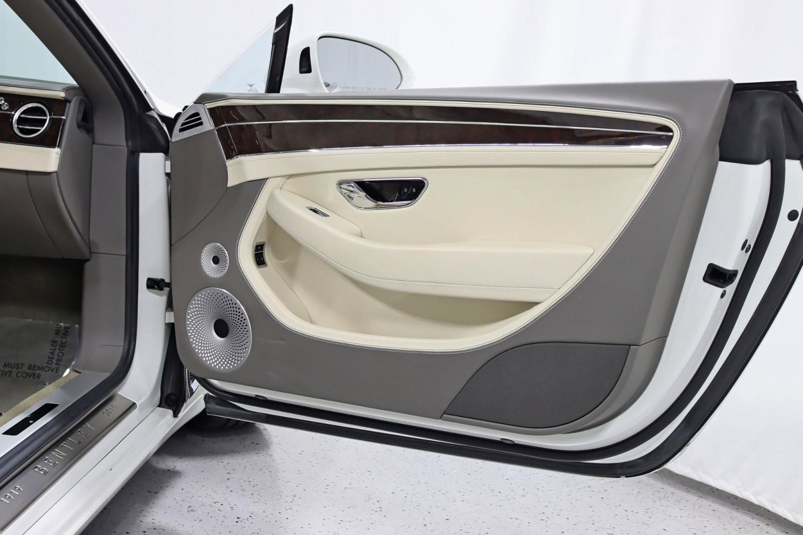 Used 2020 Bentley Continental GT image 38