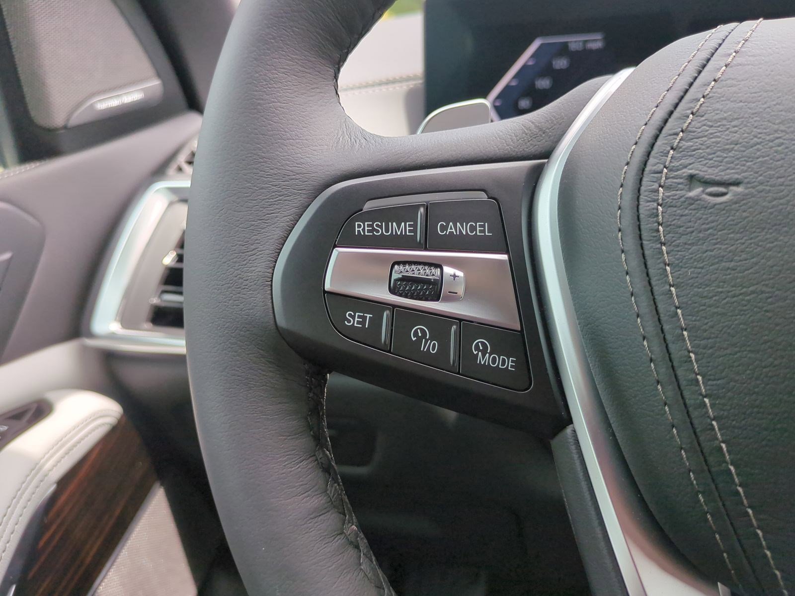 Used 2026 BMW X5 xDrive40i AWD/4WD image 18
